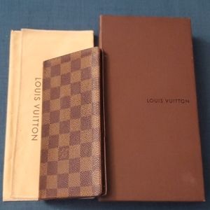 Louis Vuitton Brazza Long Bifold Wallet Damier
